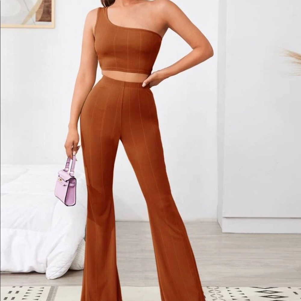 Two piece set